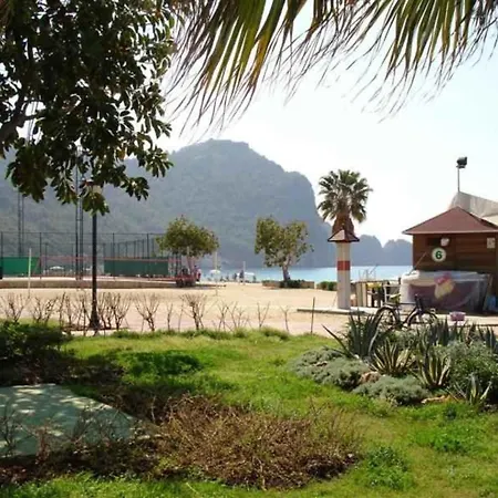 Vakantiehuis With A Pool And Jacuzzi *